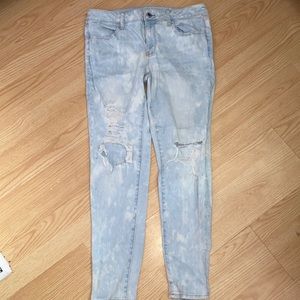 American eagle distressed jeans